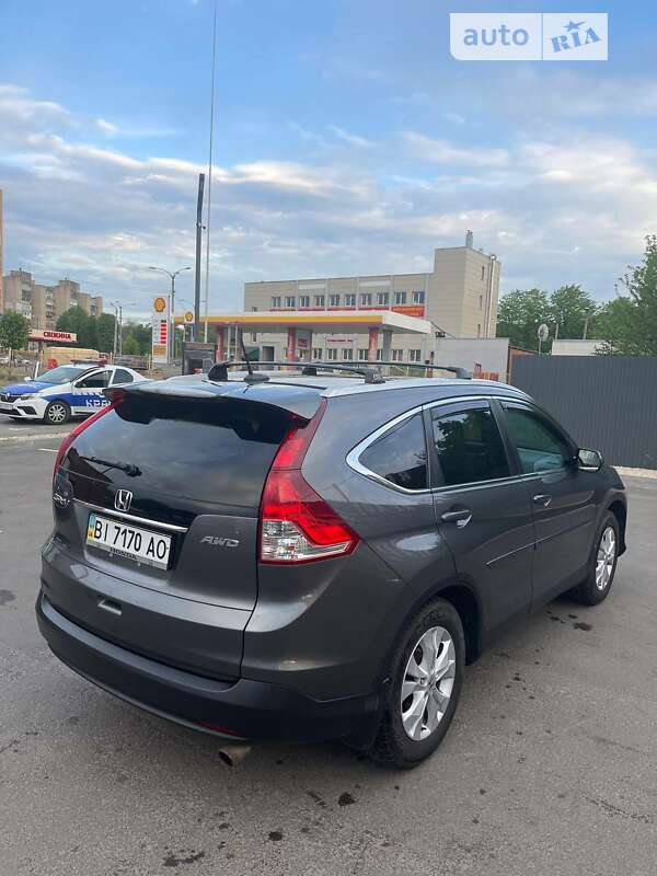 Внедорожник / Кроссовер Honda CR-V 2014 в Полтаве
