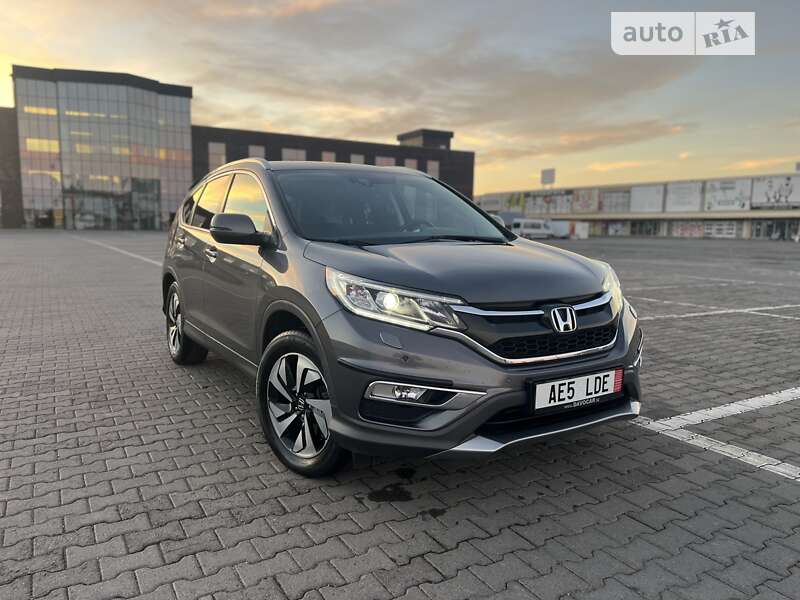 Внедорожник / Кроссовер Honda CR-V 2016 в Черновцах