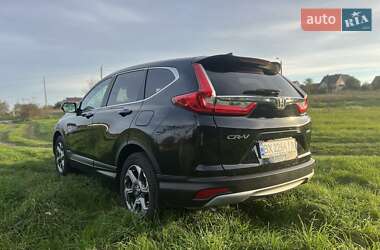 Внедорожник / Кроссовер Honda CR-V 2017 в Хмельницком