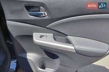 Позашляховик / Кросовер Honda CR-V 2015 в 