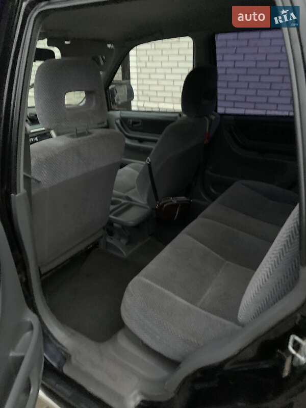 Позашляховик / Кросовер Honda CR-V 1998 в Умані фото 5 Позашляховик / Кросовер Honda CR-V 1998 в Умані