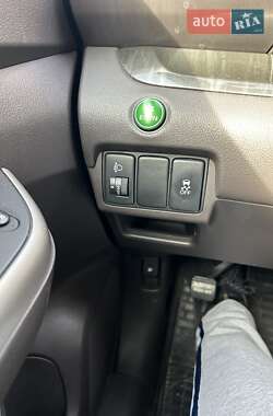 Внедорожник / Кроссовер Honda CR-V 2013 в 