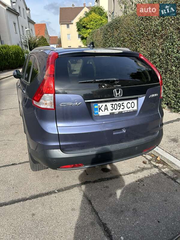 Внедорожник / Кроссовер Honda CR-V 2013 в Киеве