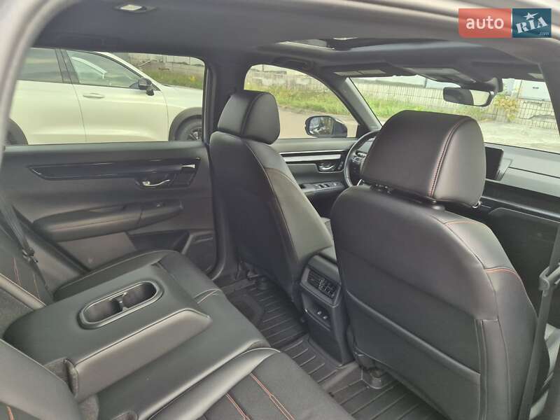 Внедорожник / Кроссовер Honda CR-V 2023 в Киеве