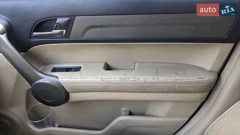 Позашляховик / Кросовер Honda CR-V 2008 в Києві