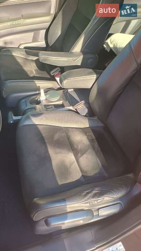 Внедорожник / Кроссовер Honda CR-V 2012 в Полтаве