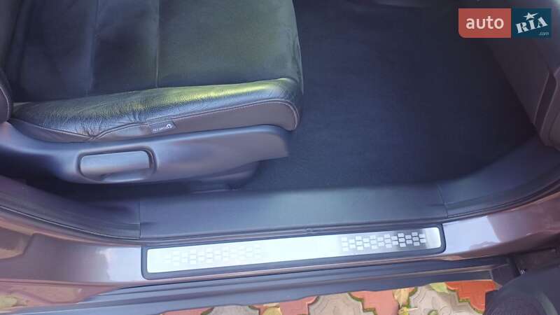 Внедорожник / Кроссовер Honda CR-V 2012 в Полтаве