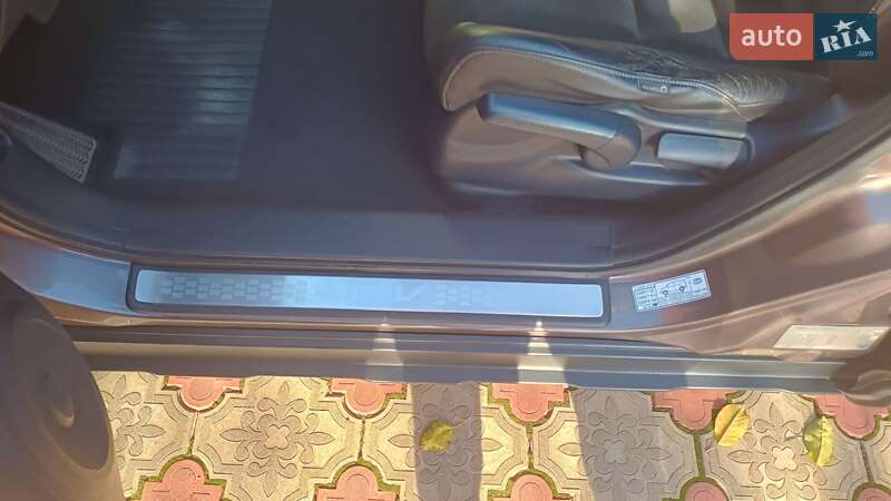 Внедорожник / Кроссовер Honda CR-V 2012 в Полтаве