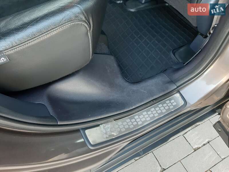 Позашляховик / Кросовер Honda CR-V 2012 в Одесі