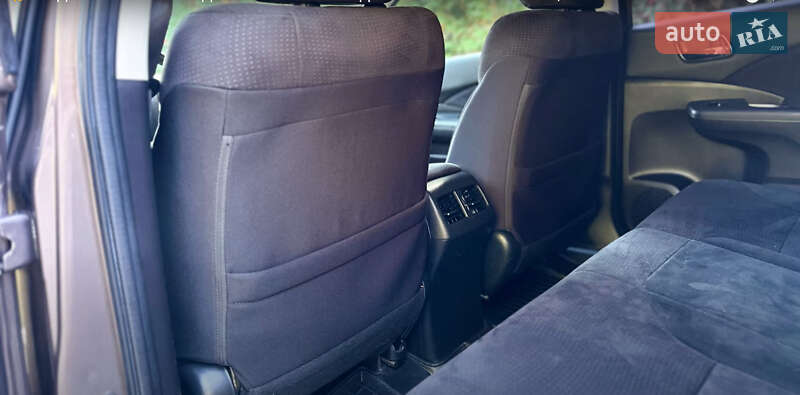 Внедорожник / Кроссовер Honda CR-V 2014 в Днепре