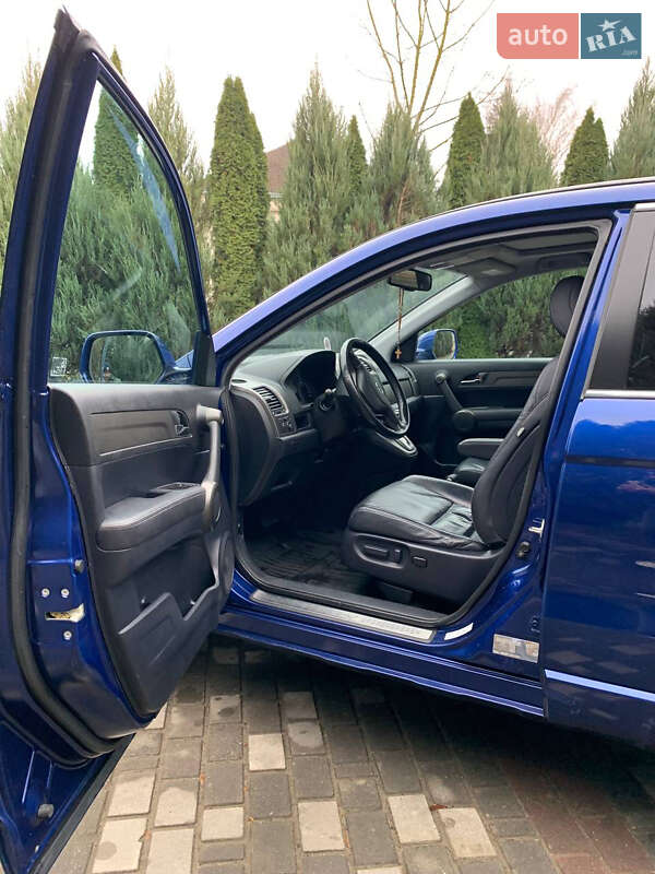 Внедорожник / Кроссовер Honda CR-V 2011 в Новом Калинове