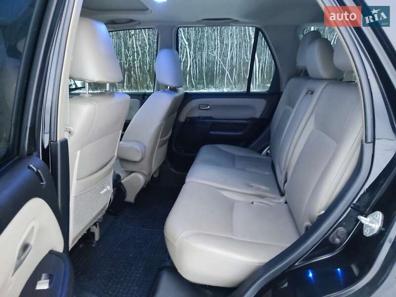 Позашляховик / Кросовер Honda CR-V 2004 в Умані