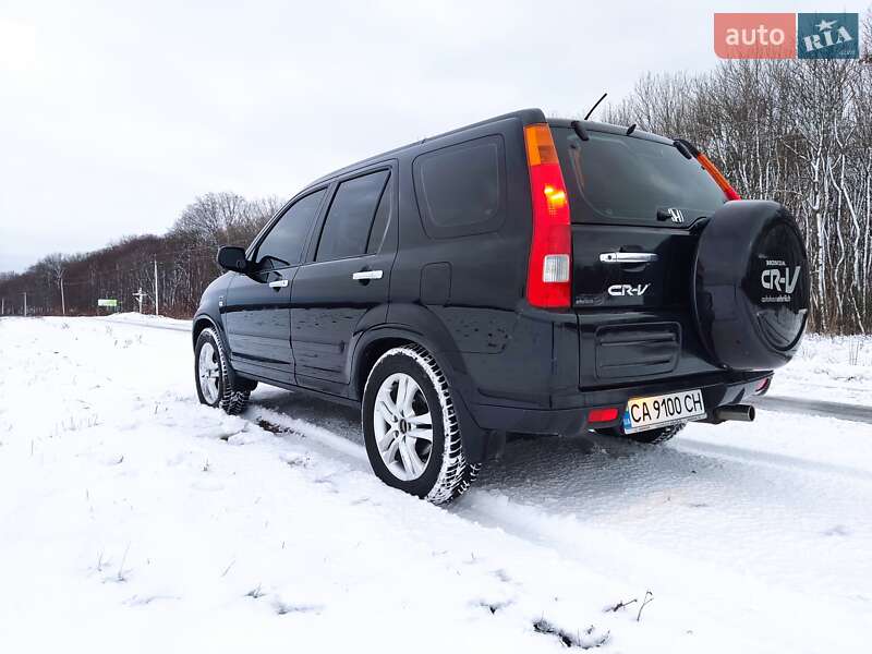 Позашляховик / Кросовер Honda CR-V 2004 в Умані