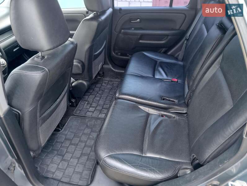 Внедорожник / Кроссовер Honda CR-V 2003 в Вараше