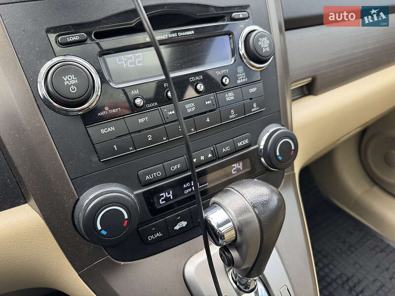 Позашляховик / Кросовер Honda CR-V 2008 в Києві