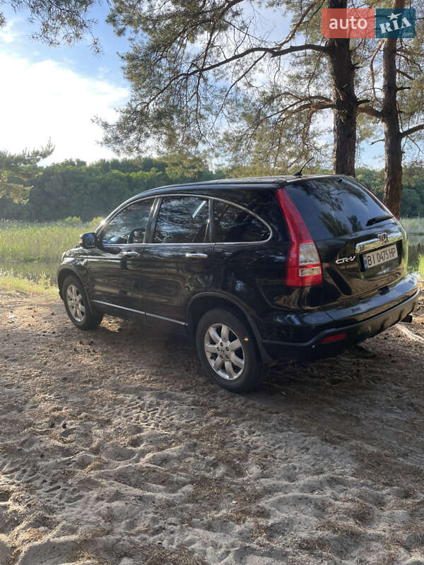 Внедорожник / Кроссовер Honda CR-V 2008 в Новых Санжарах