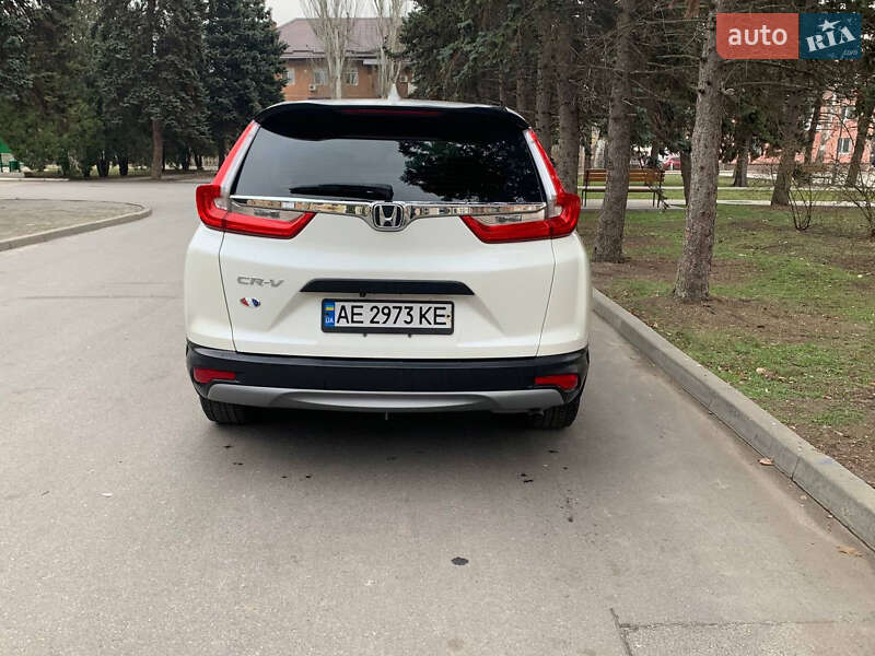 Позашляховик / Кросовер Honda CR-V 2017 в Дніпрі