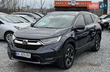 Позашляховик / Кросовер Honda CR-V 2017 в Рівному