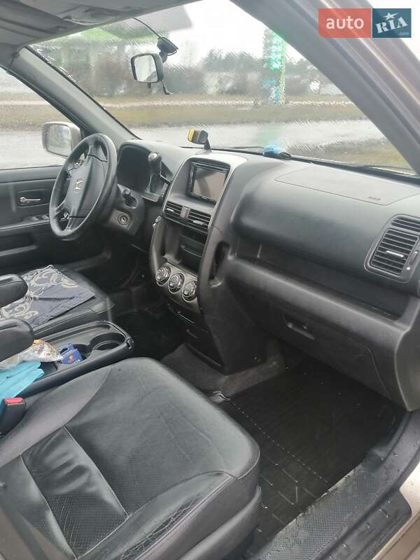 Внедорожник / Кроссовер Honda CR-V 2005 в Белой Церкви