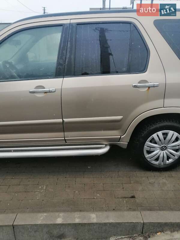 Внедорожник / Кроссовер Honda CR-V 2005 в Белой Церкви