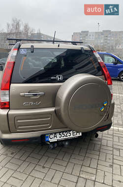 Внедорожник / Кроссовер Honda CR-V 2006 в 