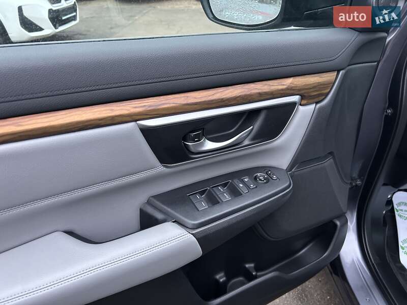 Позашляховик / Кросовер Honda CR-V 2017 в Одесі