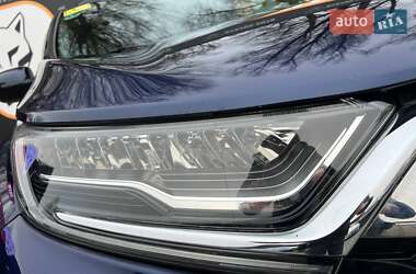 Внедорожник / Кроссовер Honda CR-V 2018 в 