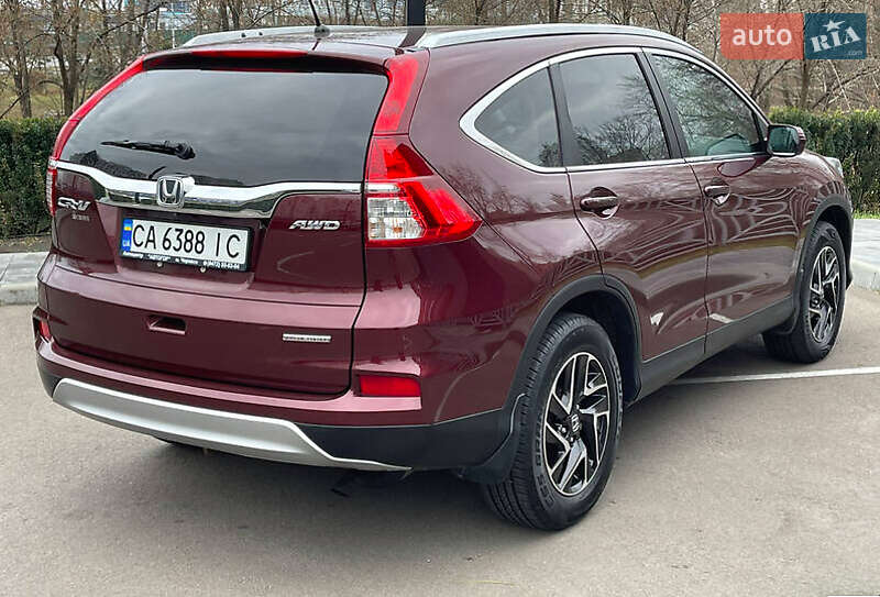 Внедорожник / Кроссовер Honda CR-V 2016 в Киеве