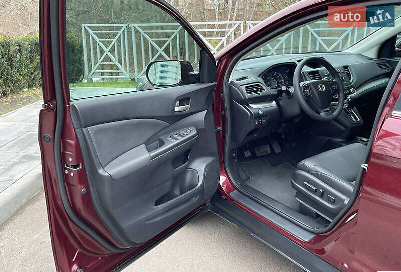 Внедорожник / Кроссовер Honda CR-V 2016 в Киеве