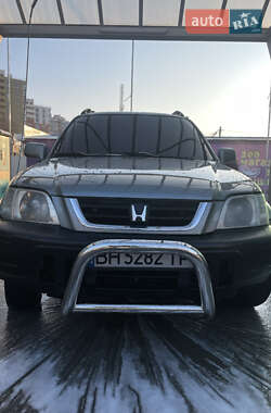 Позашляховик / Кросовер Honda CR-V 1998 в 