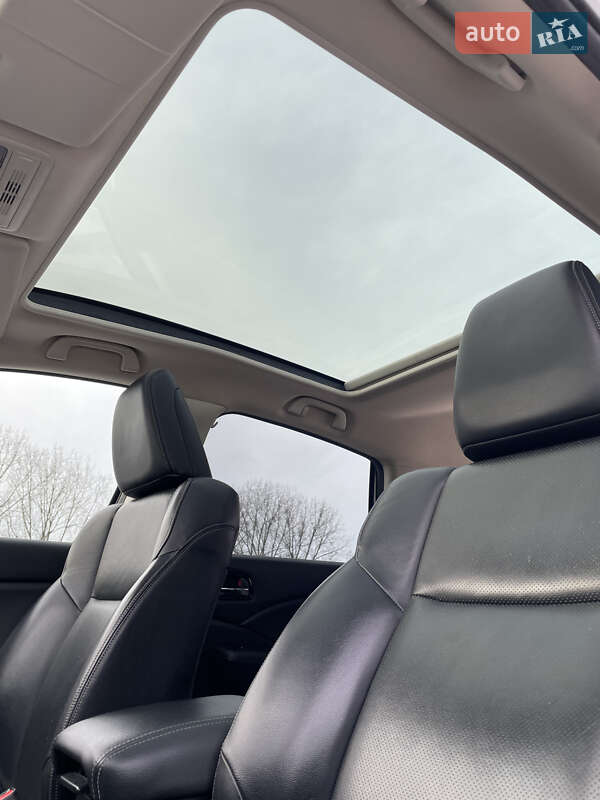 Позашляховик / Кросовер Honda CR-V 2017 в Одесі фото 5 Позашляховик / Кросовер Honda CR-V 2017 в Одесі