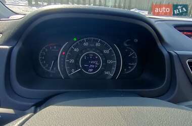 Внедорожник / Кроссовер Honda CR-V 2015 в 