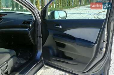 Внедорожник / Кроссовер Honda CR-V 2015 в 