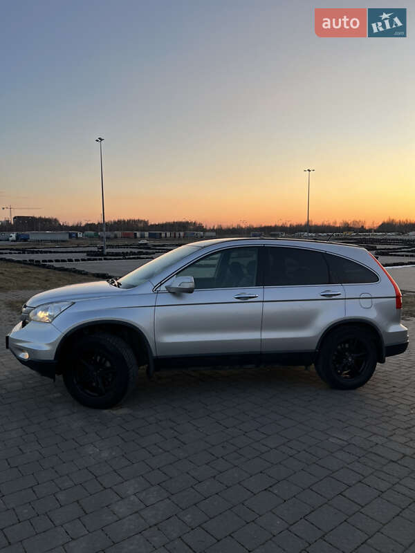Внедорожник / Кроссовер Honda CR-V 2011 в Львове