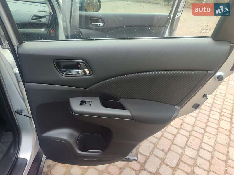 Позашляховик / Кросовер Honda CR-V 2015 в Трускавці