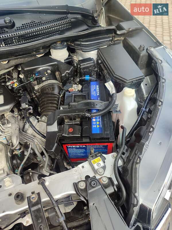 Позашляховик / Кросовер Honda CR-V 2015 в Трускавці