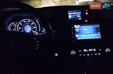 Внедорожник / Кроссовер Honda CR-V 2016 в 