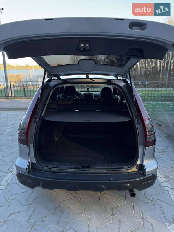 Внедорожник / Кроссовер Honda CR-V 2008 в Тернополе