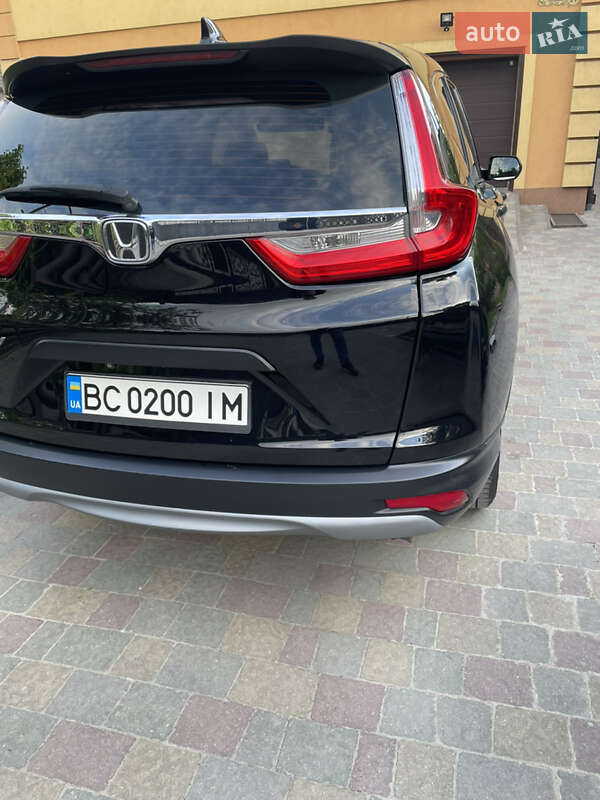 Позашляховик / Кросовер Honda CR-V 2017 в Золочеві