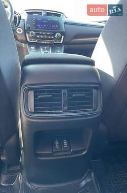Внедорожник / Кроссовер Honda CR-V 2021 в 