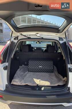Внедорожник / Кроссовер Honda CR-V 2021 в 