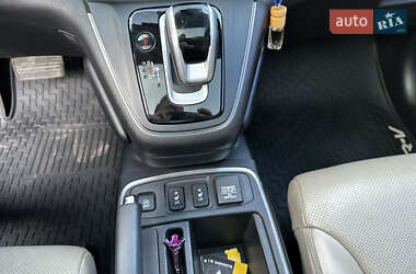 Внедорожник / Кроссовер Honda CR-V 2017 в 