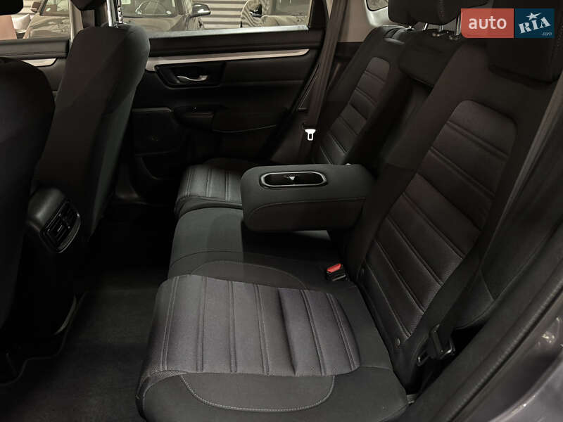 Внедорожник / Кроссовер Honda CR-V 2020 в Киеве