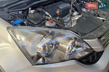 Внедорожник / Кроссовер Honda CR-V 2011 в 