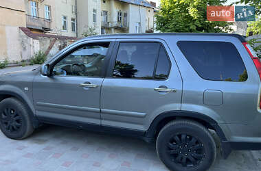 Позашляховик / Кросовер Honda CR-V 2005 в 