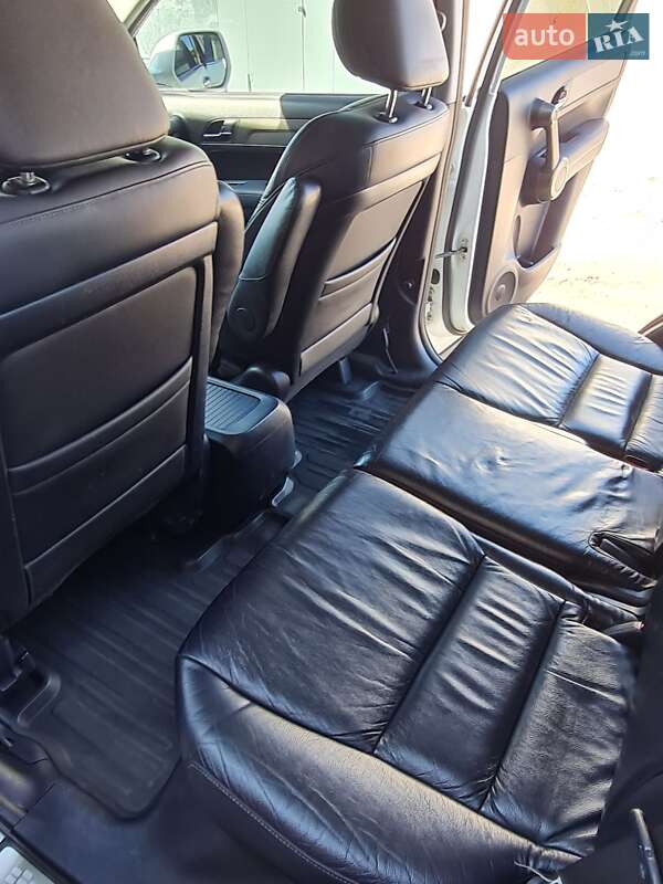 Внедорожник / Кроссовер Honda CR-V 2011 в Тернополе
