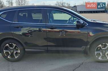 Позашляховик / Кросовер Honda CR-V 2017 в 