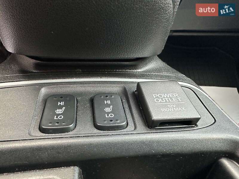 Позашляховик / Кросовер Honda CR-V 2015 в Запоріжжі