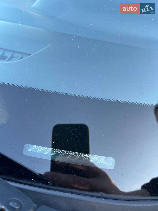 Позашляховик / Кросовер Honda CR-V 2010 в Почаєві