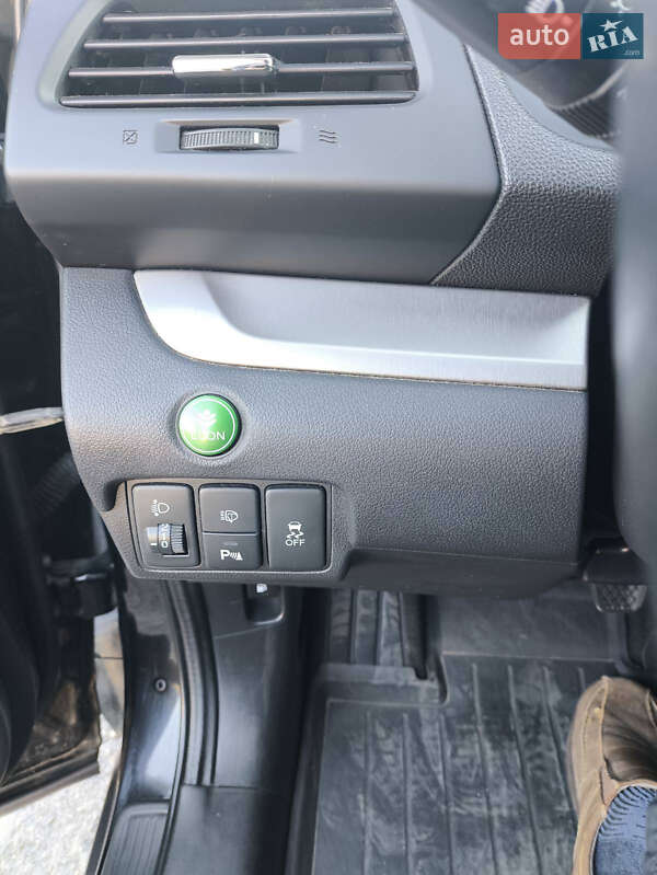 Внедорожник / Кроссовер Honda CR-V 2013 в Ватутино фото 8 Внедорожник / Кроссовер Honda CR-V 2013 в Ватутино